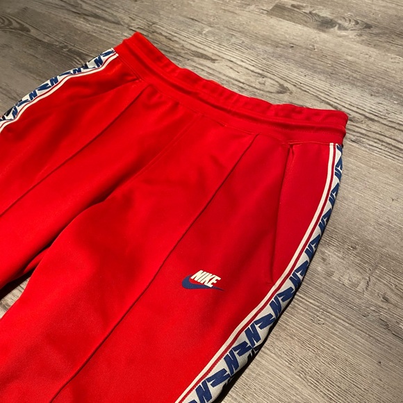 Nike Sportswear Red Taped Trousers Snap Ankle Jogger Pants Men’s Size Medium - Picture 2 of 6